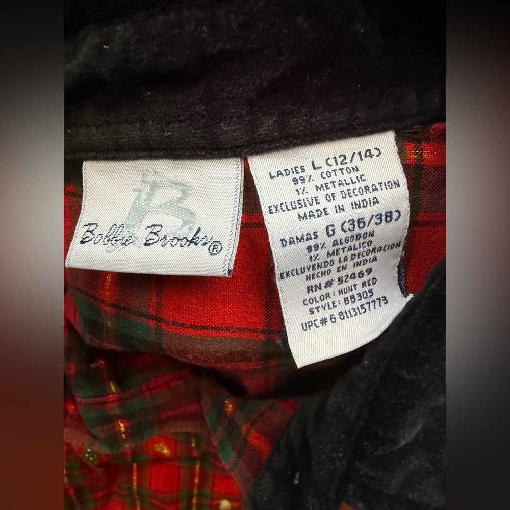 Vintage Bobbie Brooks embroidered holiday plaid button down shirt, size large - Picture 9 of 11